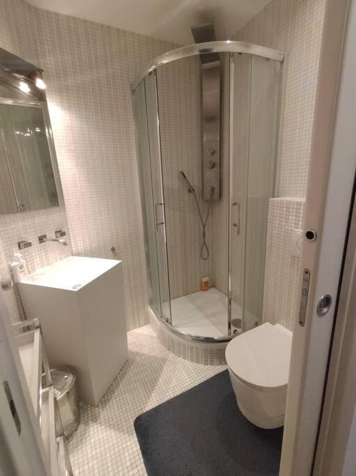 Appartement - Quartier Europeen Bruselas Exterior foto